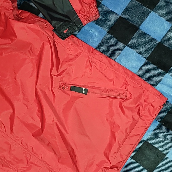 Helly Hansen. Helly-tech. Premium wind/rain breaker. Men's size XXL - Picture 6 of 16